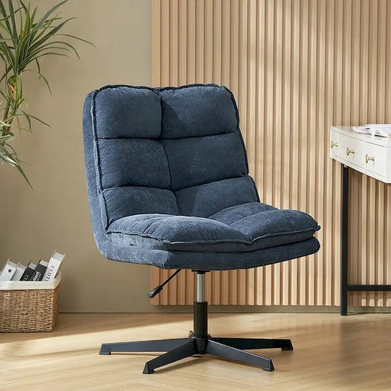 Chaise de bureau moderne sans accoudoirs — design capitonné, pivotante à 360 degrés.